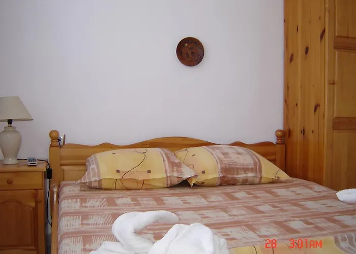 ゲストハウス Kotva ロゼネッツ