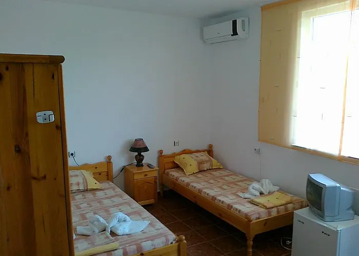 ゲストハウス Kotva ロゼネッツ